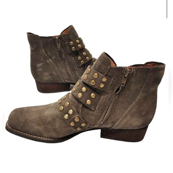 Zodiac Adele Suede Olive bootie boots! Like New!!! Size 7 - Picture 2 of 14